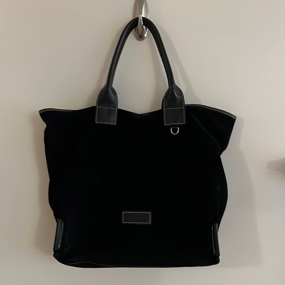 Vintage Black Suede Dooney and Bourke Tote Bag in Nice Vintage Used Condition 💕